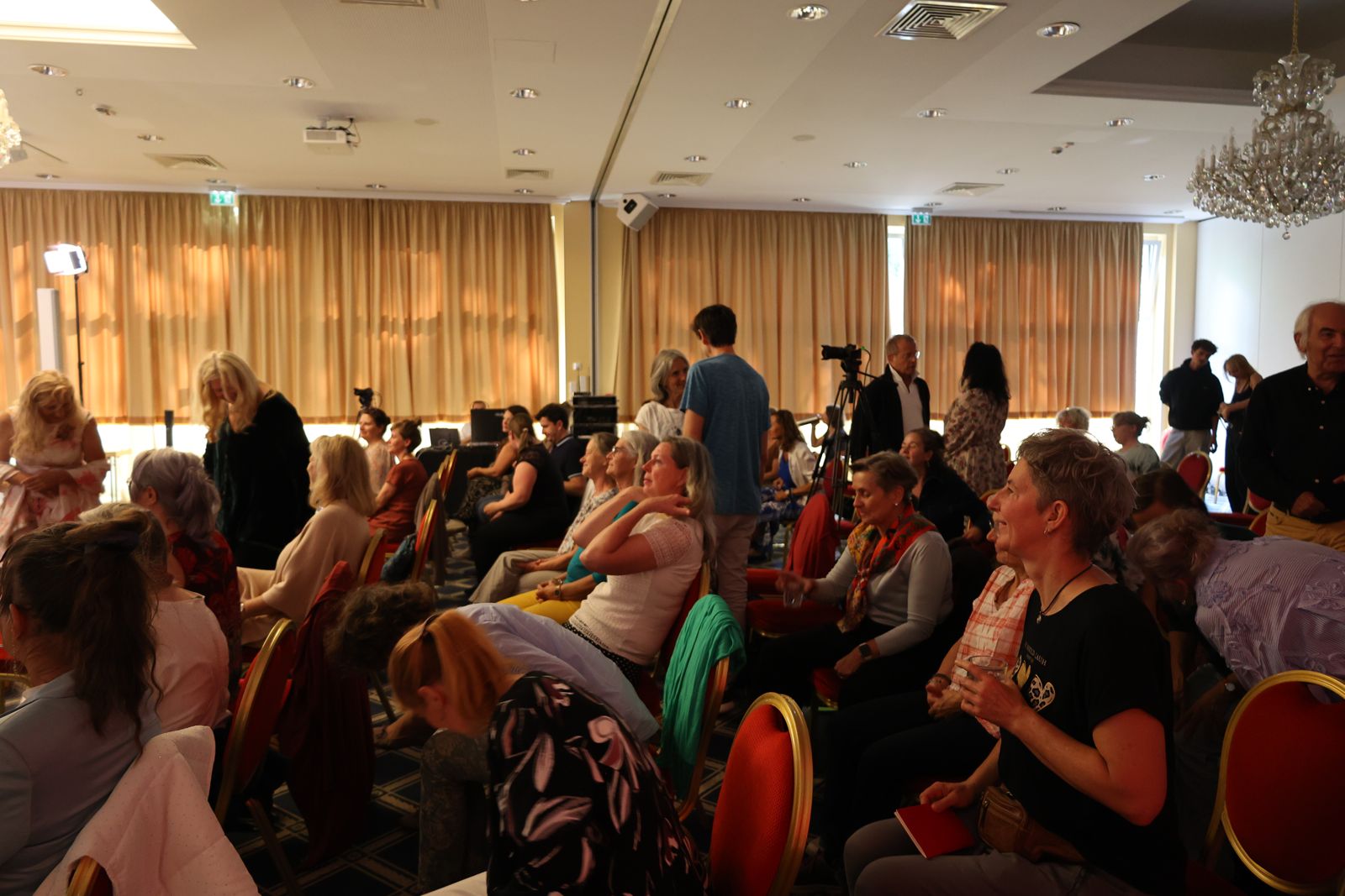 Volle Reihen beim ANTIDOTE-Event